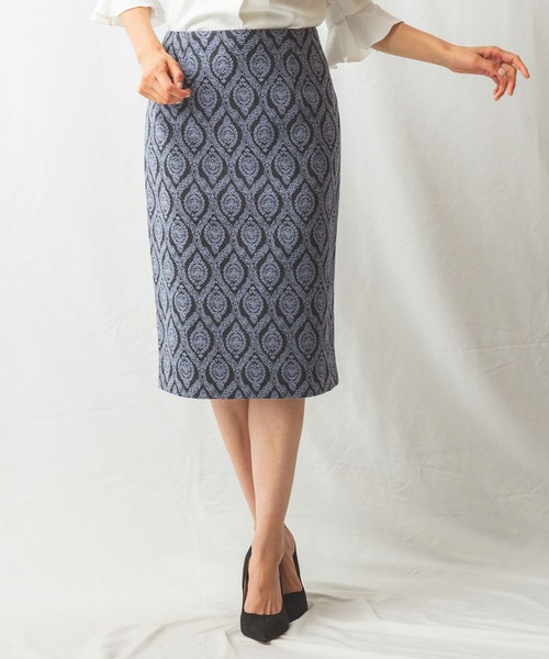 NARACAMICIE（ナラカミーチェ）の「ジャガードタイトスカート（スカート・レディース・グレー/ネイビー・MEDIUM/SMALL）」の5枚目の写真