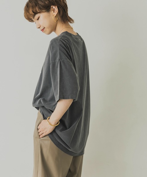 R JUBILEE（アールジュビリー）の「R JUBILEE　Tuck Printed T-shirts（Tシャツ/カットソー・レディース・チャコールグレー/カーキ・MEDIUM）」の6枚目の写真