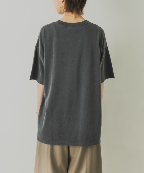 R JUBILEE（アールジュビリー）の「R JUBILEE　Tuck Printed T-shirts（Tシャツ/カットソー・レディース・チャコールグレー/カーキ・MEDIUM）」の16枚目の写真