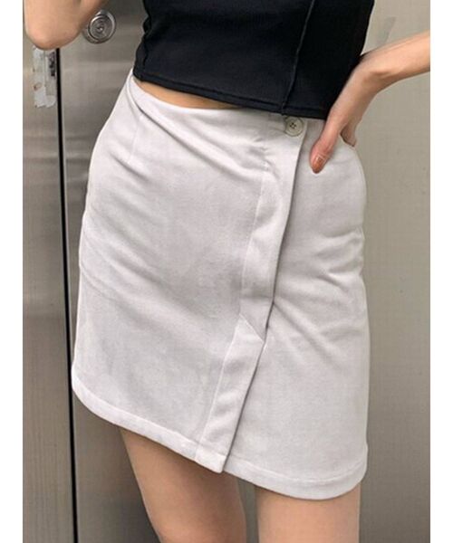 EMODA（エモダ）の「ラップカバーミニスカート（スカート・レディース・ブラック/グレー/マスタード・MEDIUM/SMALL）」の3枚目の写真