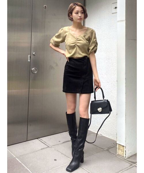 EMODA（エモダ）の「ラップカバーミニスカート（スカート・レディース・ブラック/グレー/マスタード・MEDIUM/SMALL）」の9枚目の写真