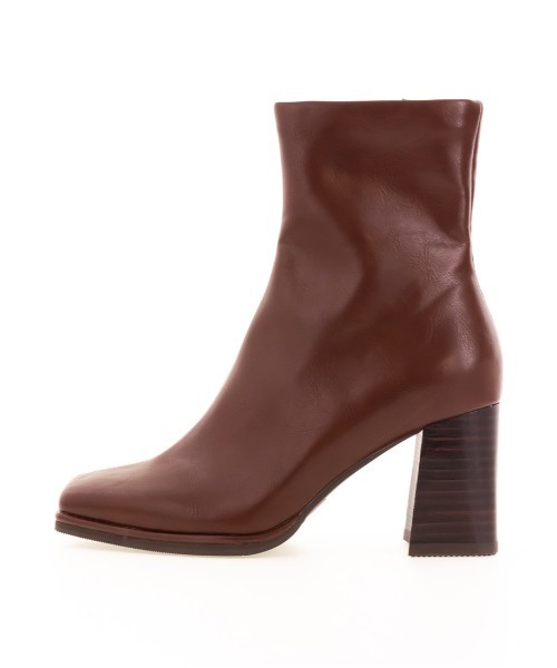 RANDA(ランダ)の「ストレスフリー/ストレッチショートブーツ(ブーツ・レディース・ダークブラウン/ブラック/ベージュ・M/LL/L/S)」の8枚目の写真