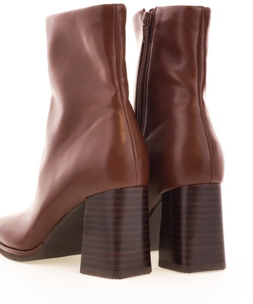 RANDA(ランダ)の「ストレスフリー/ストレッチショートブーツ(ブーツ・レディース・ダークブラウン/ブラック/ベージュ・M/LL/L/S)」の12枚目の写真