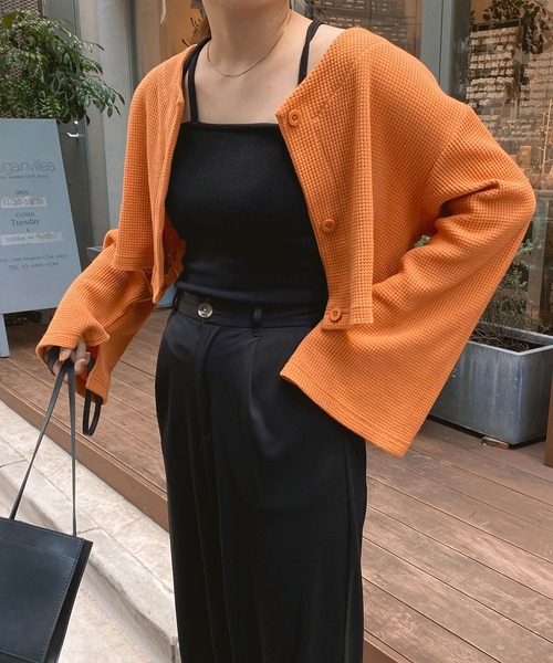 mimi toujours（ミミトゥジュール）の「カーディガン ワッフル ワンマイル omom×mimi toujours（カーディガン/ボレロ・レディース・アイボリー/グレイッシュベージュ/オレンジ・M）」の3枚目の写真