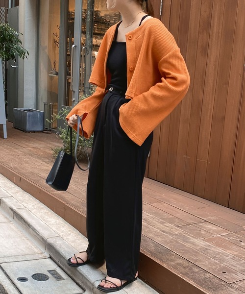 mimi toujours（ミミトゥジュール）の「カーディガン ワッフル ワンマイル omom×mimi toujours（カーディガン/ボレロ・レディース・アイボリー/グレイッシュベージュ/オレンジ・M）」の4枚目の写真