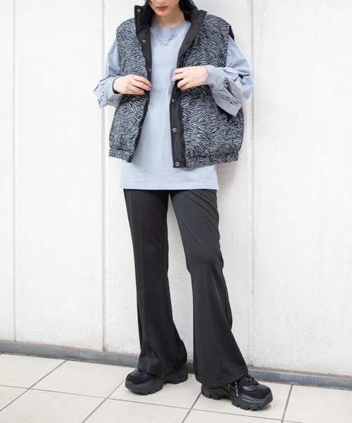 WEGO（ウィゴー）の「WEGO/ボリュームギャザースリーブロンT（Tシャツ/カットソー・レディース・ホワイト/ブラック/サックスブルー/ライトベージュ・FREE）」の9枚目の写真