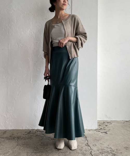 CAPRICIEUX LE'MAGE（カプリシューレマージュ）の「フェイクレザーマーメイドスカート（スカート・レディース・ブラック/グリーン/モカ・FREE）」の7枚目の写真