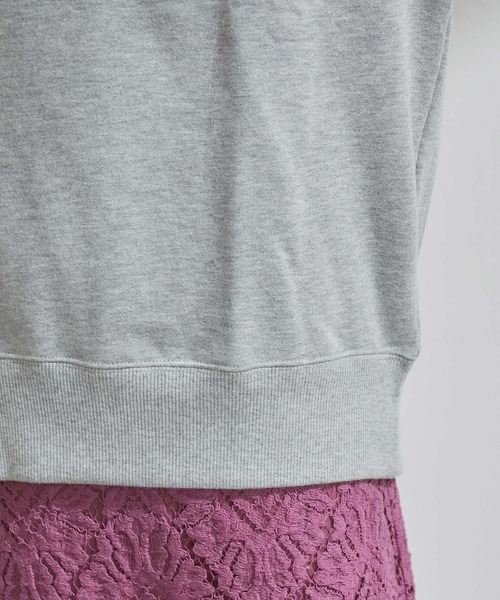 Champion（チャンピオン）の「【Champion】人気のカレッジロゴ。クルーネックスウェットシャツ（スウェット・レディース・グレー/ブラック/ホワイト・M/L）」の18枚目の写真