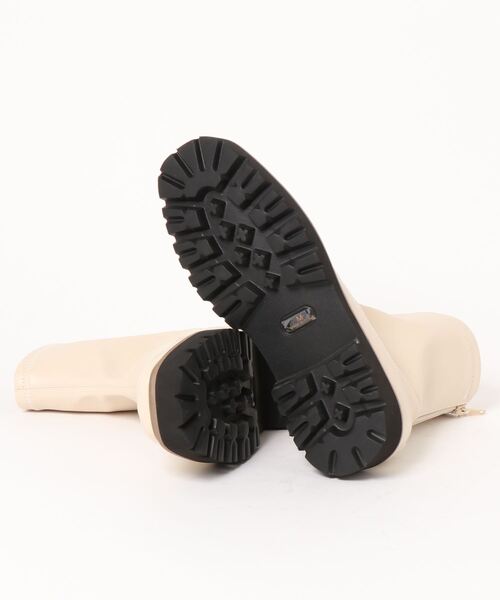 cepo（セポ）の「トラックソールショートブーツ（ブーツ・レディース・ブラック/オフホワイト・M/L）」の3枚目の写真