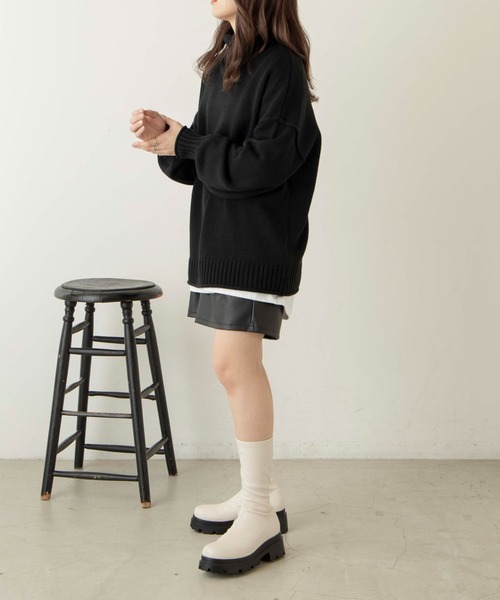 WEGO(ウィゴー)の「WEGO/ビックシルエットタートルセーター(ニット/セーター・レディース・ブラック/オフホワイト/ブラウン/杢グレー/ブルー・FREE)」の9枚目の写真