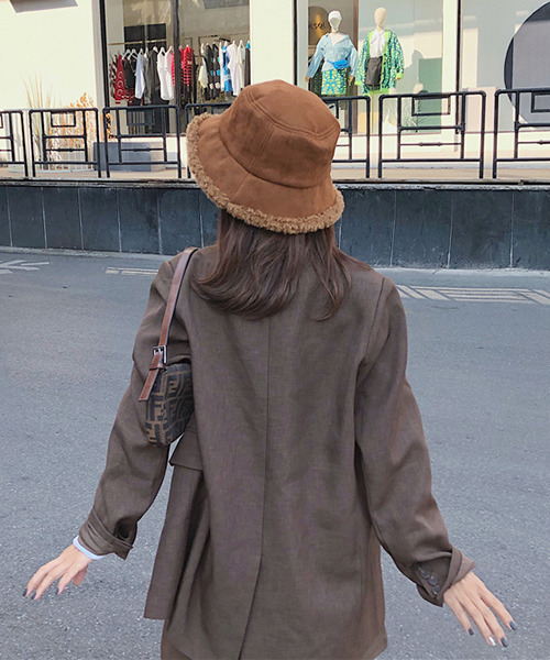 c.u.l（シーユーエル）の「【c.u.l】プードルボアムートンバケットハット cula282（ハット・レディース・ブラック/アイボリー/ブラウン/ベージュ・FREE）」の9枚目の写真