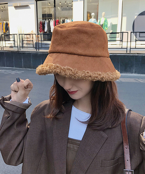 c.u.l（シーユーエル）の「【c.u.l】プードルボアムートンバケットハット cula282（ハット・レディース・ブラック/アイボリー/ブラウン/ベージュ・FREE）」の10枚目の写真