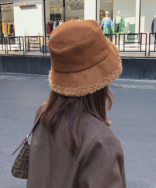 c.u.l（シーユーエル）の「【c.u.l】プードルボアムートンバケットハット cula282（ハット・レディース・ブラック/アイボリー/ブラウン/ベージュ・FREE）」の12枚目の写真