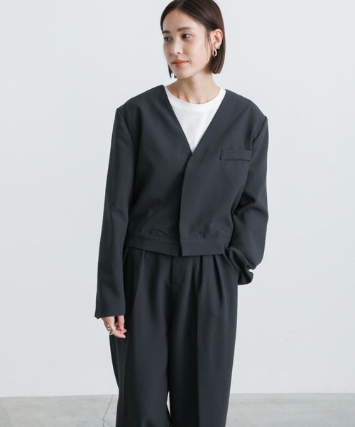 select MOCA（セレクトモカ）の「ノーカラーベルトデザインセットアップ（セットアップ・レディース・チャコールグレー/ブラウン/ライトベージュ・SMALL/MEDIUM）」の6枚目の写真