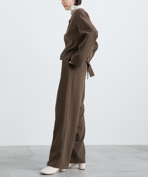 select MOCA（セレクトモカ）の「ノーカラーベルトデザインセットアップ（セットアップ・レディース・チャコールグレー/ブラウン/ライトベージュ・SMALL/MEDIUM）」の8枚目の写真