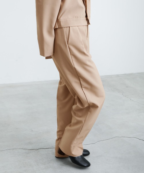 select MOCA（セレクトモカ）の「ノーカラーベルトデザインセットアップ（セットアップ・レディース・チャコールグレー/ブラウン/ライトベージュ・SMALL/MEDIUM）」の17枚目の写真