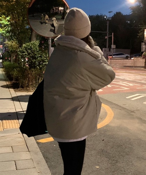 Doula Doula（ドゥーラドゥーラ）の「リバーシブルボアジャケット（ブルゾン・レディース・ネイビー/オフホワイト・FREE）」の10枚目の写真