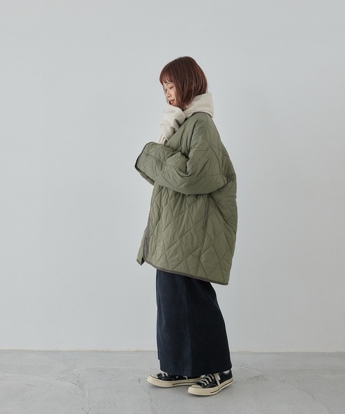 flaner(フラネ)の「Loose quilting jacket / ルーズキルティングジャケット(ミリタリージャケット・レディース・グレイッシュベージュ/カーキ/ブラック・FREE)」の5枚目の写真
