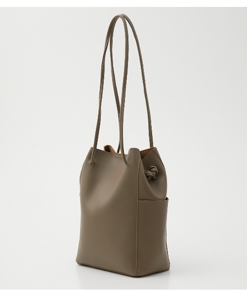 AZUL by moussy(アズールバイマウジー)の「THIN STRAPS TOTE BAG/シンストラップトートバッグ(トートバッグ・レディース・ブラック/ライトブルー/ライトブラウン・FREE)」の2枚目の写真