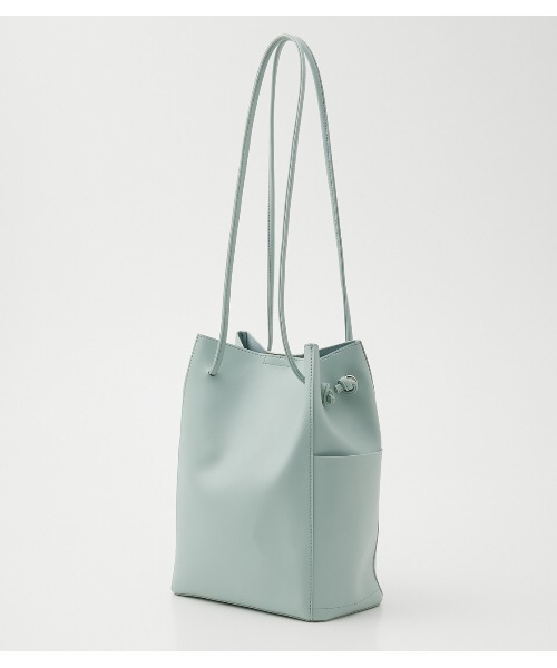 AZUL by moussy(アズールバイマウジー)の「THIN STRAPS TOTE BAG/シンストラップトートバッグ(トートバッグ・レディース・ブラック/ライトブルー/ライトブラウン・FREE)」の3枚目の写真