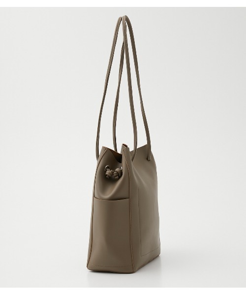 AZUL by moussy(アズールバイマウジー)の「THIN STRAPS TOTE BAG/シンストラップトートバッグ(トートバッグ・レディース・ブラック/ライトブルー/ライトブラウン・FREE)」の12枚目の写真