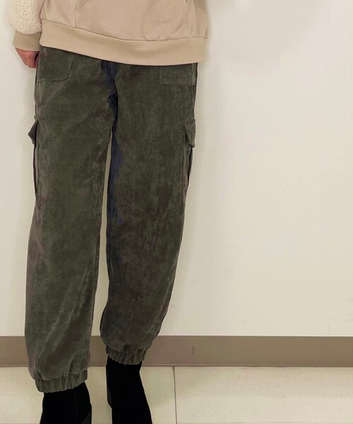 Cutie Blonde（キューティーブロンド）の「◆【S-LL】コーデュロイイージーカーゴジョガーパンツ（その他パンツ・レディース・カーキ/サンドベージュ/グレー系その他/ナチュラル・01/02/03/04）」の16枚目の写真