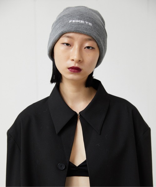 FEKETE（フェケテ）の「FEKETE MADE BASIC LOGO BEANIE（ニットキャップ/ビーニー・メンズ・ブラック/グレー/ブルー/グリーン・FREE）」の12枚目の写真