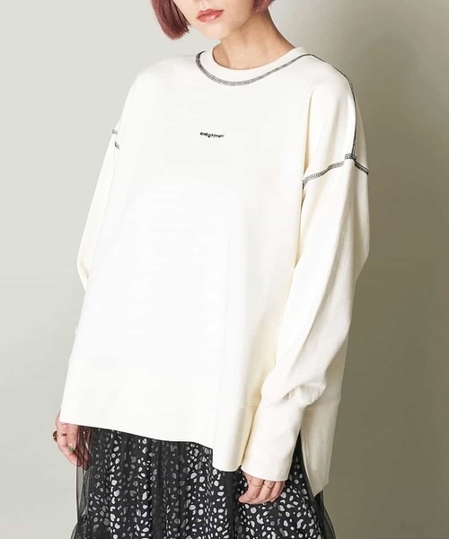 A de a.v.v（アードアー・ヴェ・ヴェ）の「配色ステッチロゴスウェット（トレーナー）（スウェット・レディース・ブラック/サンドベージュ/ライトブルー/アイボリー・38/36）」の2枚目の写真