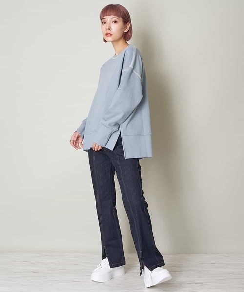 A de a.v.v（アードアー・ヴェ・ヴェ）の「配色ステッチロゴスウェット（トレーナー）（スウェット・レディース・ブラック/サンドベージュ/ライトブルー/アイボリー・38/36）」の8枚目の写真