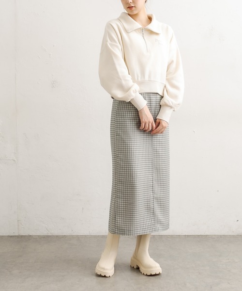 OLIVE des OLIVE(オリーブデオリーブ)の「zipショートプルオーバー(スウェット・レディース・ライトグレー/ブラック/アイボリー/ラベンダー・FREE)」の5枚目の写真