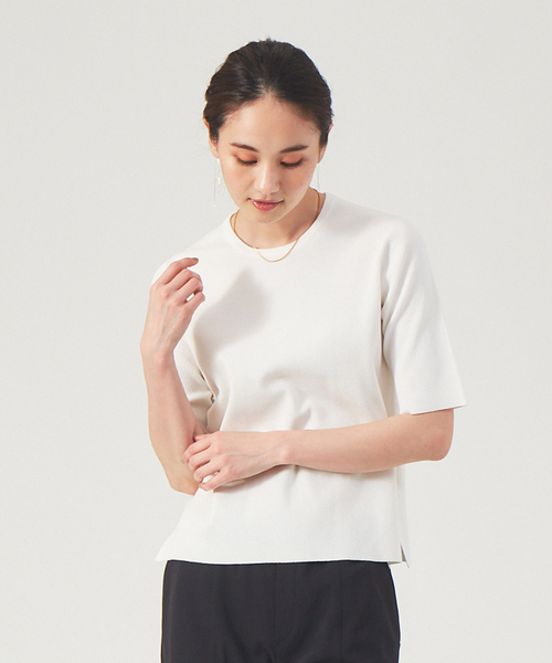 qualite（カリテ）の「【2022春新色登場】ウォッシャブルクルーネックニットT（ニット/セーター・レディース・ホワイト/ベージュ/ブラック/ダークオレンジ/モスグリーン・フリー）」の2枚目の写真