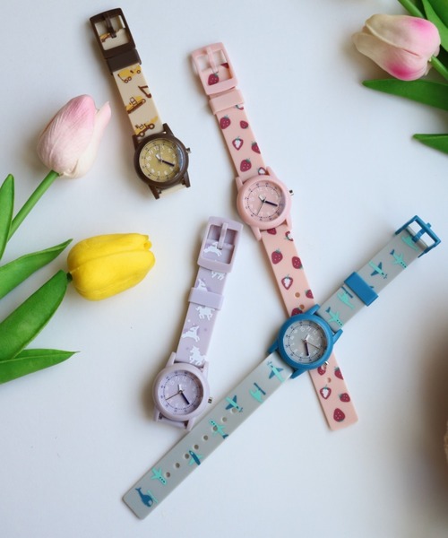 SiNCERE（シンシア）の「販売終了〈DADA〉時刻が読みやすいキッズ