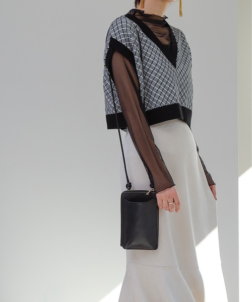 COLONY 2139（コロニートゥーワンスリーナイン）の「綿アクリルジャガードニットベスト（ベスト・レディース・ブラック/ベージュ/グリーン・FREE）」の2枚目の写真