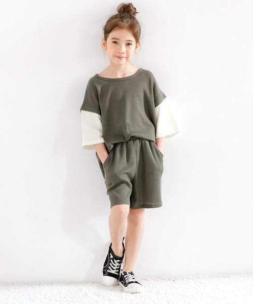 Bee des Bee（ビーデスビー）の「半袖セットアップ（セットアップ・キッズ・チャコール・120cm/150cm/140cm/100cm/110cm/130cm）」の6枚目の写真