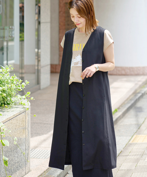 JOURNAL STANDARD（ジャーナルスタンダード）の「リネンブレンドロングジレワンピース（ワンピース・レディース・ベージュ/ブラック・FREE）」の6枚目の写真