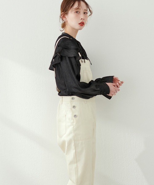 natural couture(ナチュラルクチュール)の「ルーズなリラックス感。大人のための!カジュアルサロペ(サロペット/オーバーオール・レディース・オフホワイト/ブラック/その他1・FREE)」の5枚目の写真
