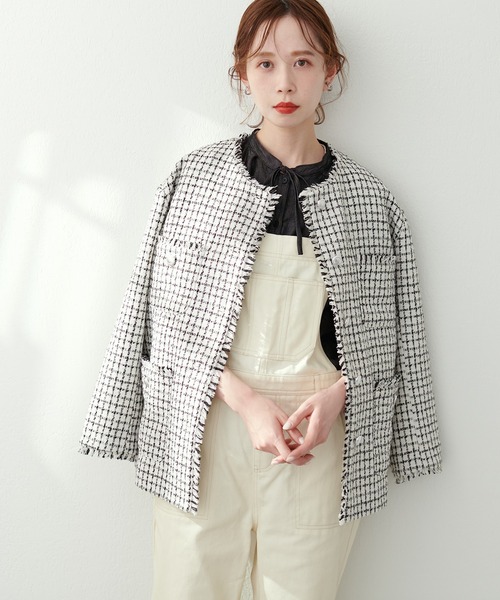 natural couture(ナチュラルクチュール)の「ルーズなリラックス感。大人のための!カジュアルサロペ(サロペット/オーバーオール・レディース・オフホワイト/ブラック/その他1・FREE)」の4枚目の写真