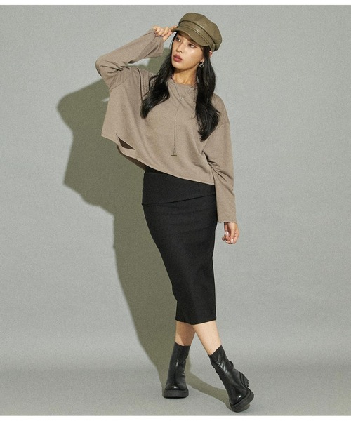 ANAP（アナップ）の「クロップドダメージミニ裏毛トップスカットソー（Tシャツ/カットソー・レディース・ライトグレー/グリーン/ダークグレー/グレイッシュベージュ・FREE）」の18枚目の写真