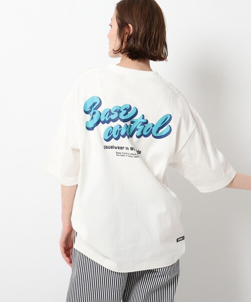 BASECONTROL(ベースコントロール)の「◆ロゴグラフィックバリエーション コットン天竺 半袖Tシャツ(Tシャツ/カットソー・レディース・アイボリー/ブラック系/ブラック系1/ベージュ系/ベージュ系1/アイボリー系/アイボリー系1/ブルー系5/ブルー系6/ライトブルー/ブラック/ベージュ・99)」の8枚目の写真