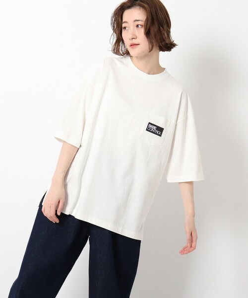BASECONTROL(ベースコントロール)の「◆ロゴグラフィックバリエーション コットン天竺 半袖Tシャツ(Tシャツ/カットソー・レディース・アイボリー/ブラック系/ブラック系1/ベージュ系/ベージュ系1/アイボリー系/アイボリー系1/ブルー系5/ブルー系6/ライトブルー/ブラック/ベージュ・99)」の1枚目の写真