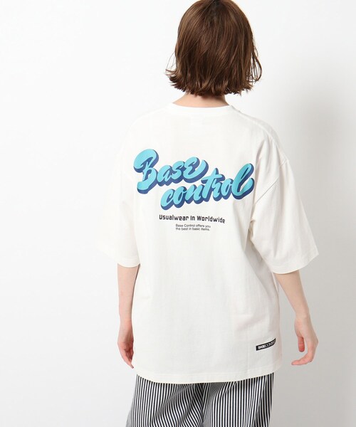 BASECONTROL(ベースコントロール)の「◆ロゴグラフィックバリエーション コットン天竺 半袖Tシャツ(Tシャツ/カットソー・レディース・アイボリー/ブラック系/ブラック系1/ベージュ系/ベージュ系1/アイボリー系/アイボリー系1/ブルー系5/ブルー系6/ライトブルー/ブラック/ベージュ・99)」の15枚目の写真