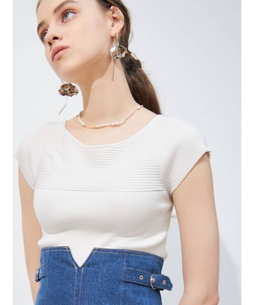 MERCURYDUO（マーキュリーデュオ）の「2WAYリボンコンパクトニット（ニット/セーター・レディース・オフホワイト/ブラック/ブルー/ラベンダー・FREE）」の2枚目の写真