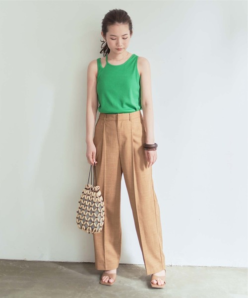 titivate（ティティベイト）の「ﾌﾞﾗｶｯﾌﾟ付きｱｼﾝﾒﾄﾘｰﾀﾝｸﾄｯﾌﾟ（タンクトップ・レディース・グリーン/キャメル/ブラック・S/M/L）」の4枚目の写真