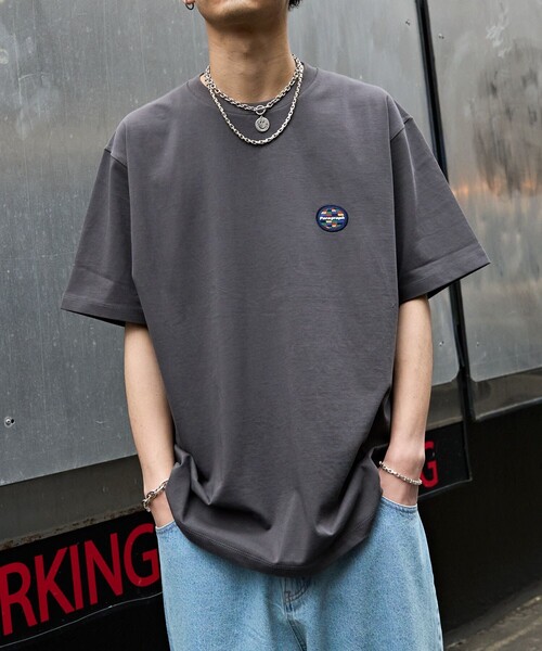 Paragraph（パラグラフ）の「【Paragraph/パラグラフ】PARAGRAPH サークルバックプリントTシャツ/NO.7/ユニセックス/プリントT/ビッグシルエット/オーバーサイズ（Tシャツ/カットソー・メンズ・チャコールグレー/ライトグレー/ネイビー/サックスブルー/ピンク/イエロー/ブルー/ホワイト/グリーン/ブラック・ﾌﾘ-）」の20枚目の写真