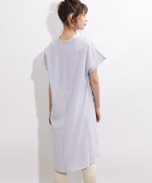 SHOO・LA・RUE(シューラルー)の「◆【洗濯機可/麻混/ドライタッチ】フレンチリネンスキッパーワンピース(ワンピース・レディース・ブラック/イエロー/ブルー/ブラック系1/ブラック系2/サックスブルー系2・00)」の9枚目の写真
