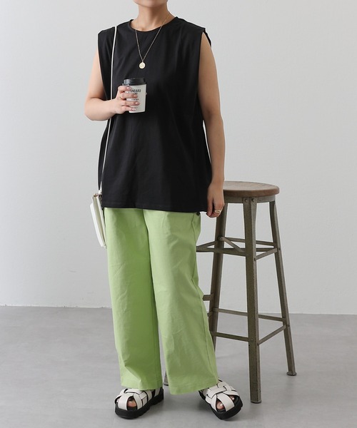 COLONY 2139（コロニートゥーワンスリーナイン）の「スムース天竺タックショルダーノースリーブT（Tシャツ/カットソー・レディース・ブラック/オフホワイト・FREE）」の13枚目の写真