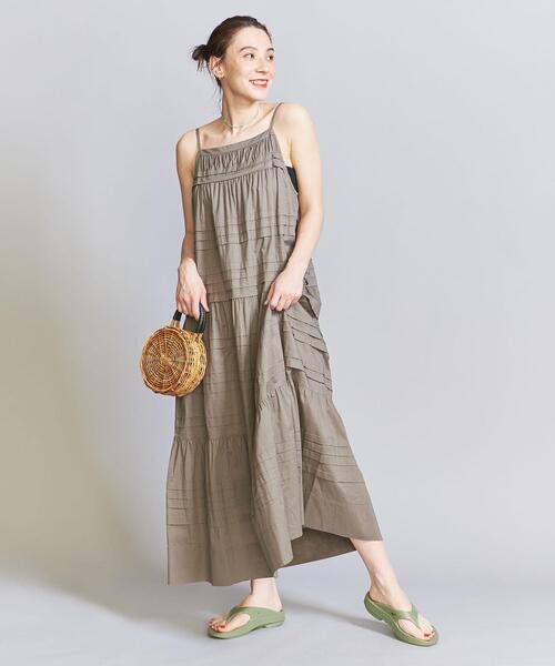 OOFOS（ウーフォス）の「＜OOFOS＞OOriginal サンダル（サンダル・レディース・グレー/ブラウン/オフホワイト/ベージュ/ブラック/ライラック/ワインレッド/その他1/オリーブ・6/7/8）」の17枚目の写真