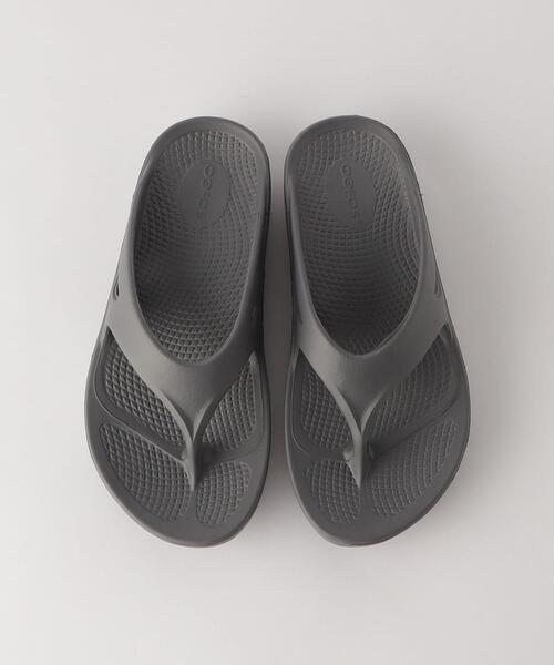 OOFOS（ウーフォス）の「＜OOFOS＞OOriginal サンダル（サンダル・レディース・グレー/ブラウン/オフホワイト/ベージュ/ブラック/ライラック/ワインレッド/その他1/オリーブ・6/7/8）」の20枚目の写真