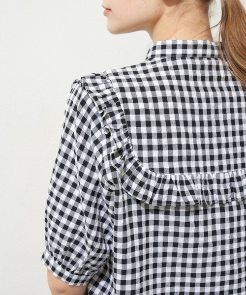 MERLOT(メルロー)の「ギンガムフリル半袖ブラウス(シャツ/ブラウス・レディース・ブラック/レッド/ブルー・FREE)」の10枚目の写真