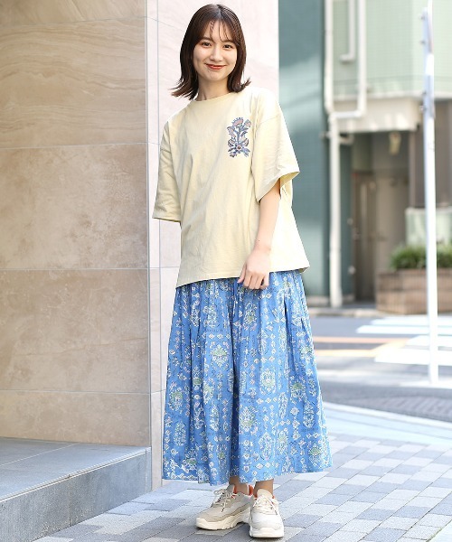 チチカカ(チチカカ)の「オトミTシャツ(Tシャツ/カットソー・レディース・カーキ/ライトベージュ・FREE)」の4枚目の写真
